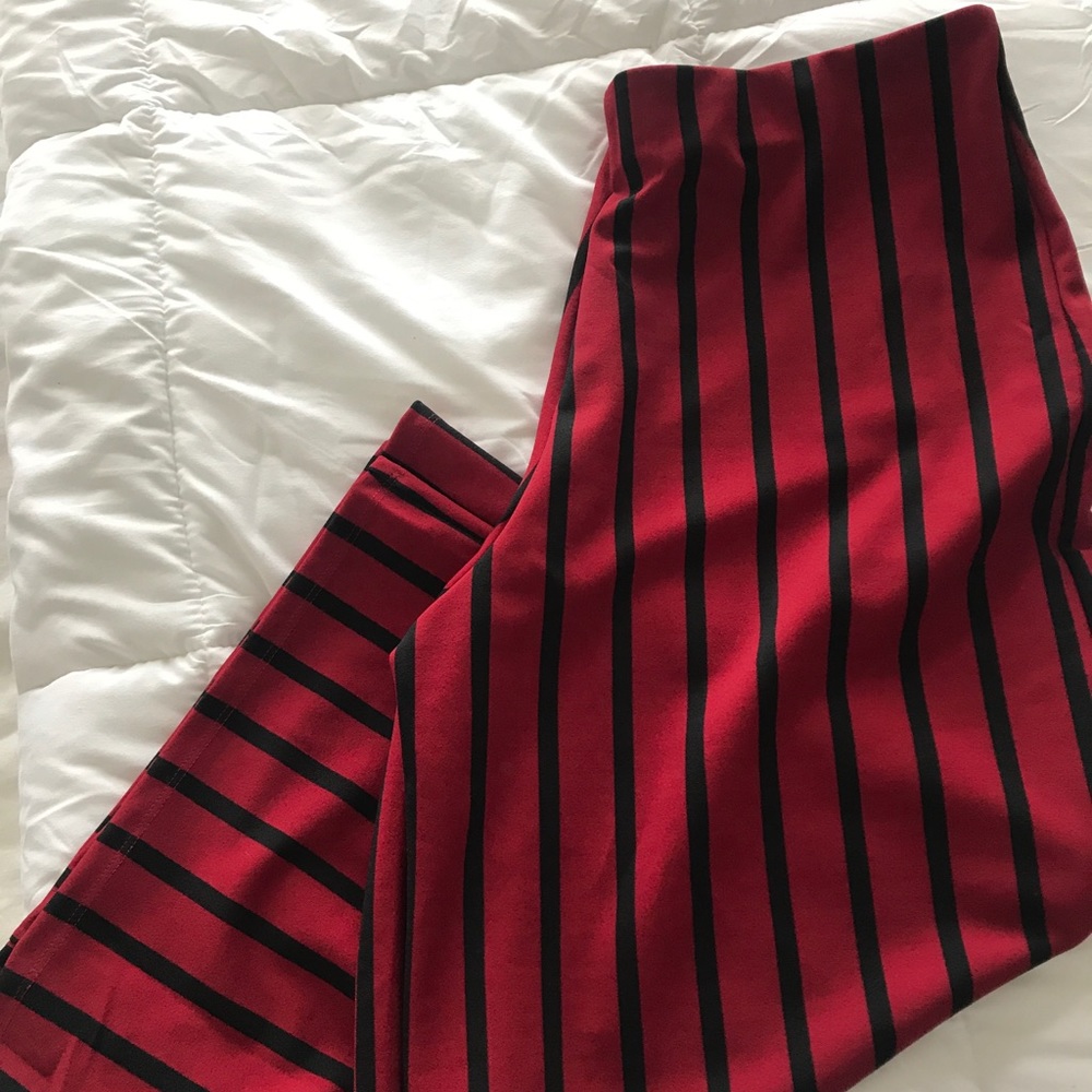 Stripped Wide leg short pants